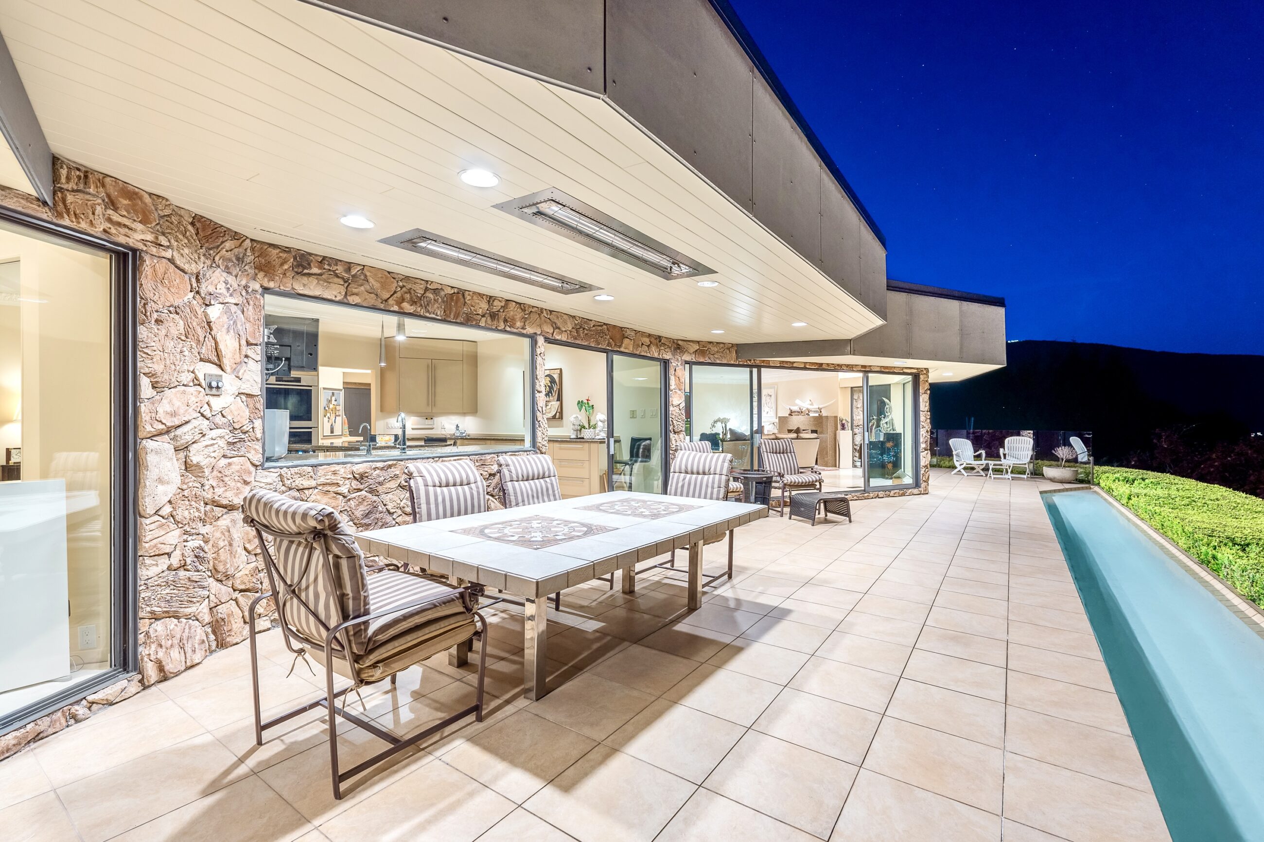 1485 Chartwell Drive